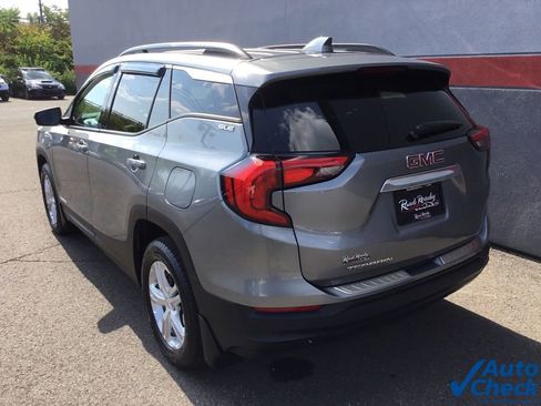 Used 2019 GMC Terrain SLE w/ Driver Convenience Package image 7