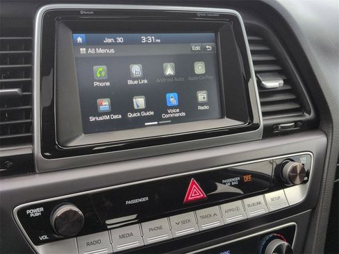 Used 2018 Hyundai Sonata Limited image 19