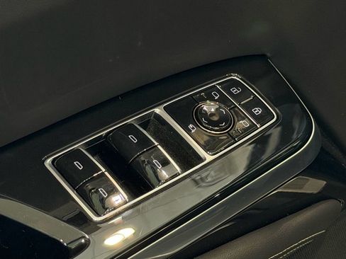 New 2026 Cadillac Escalade V image 15