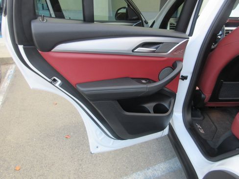 Used 2024 BMW X3 xDrive30i w/ Convenience Package image 39