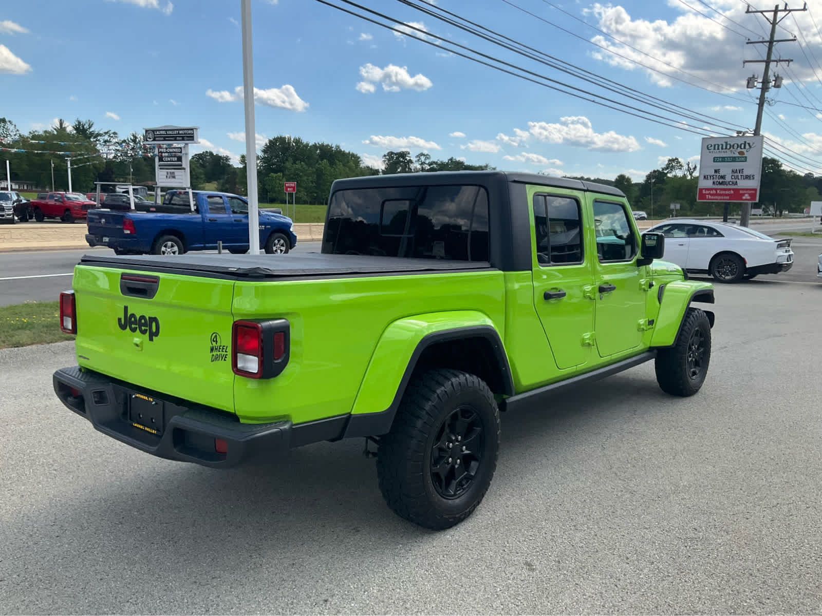 Used 2021 Jeep Gladiator Sport AWD/4WD image 6