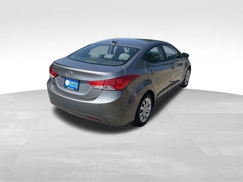 Used 2012 Hyundai Elantra GLS FWD image 6