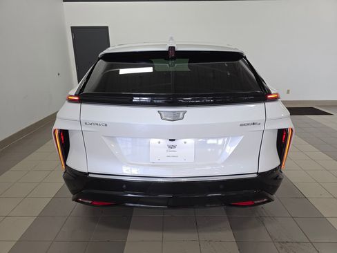 Used 2024 Cadillac Lyriq Tech w/ Driver Assist Package AWD/4WD image 4