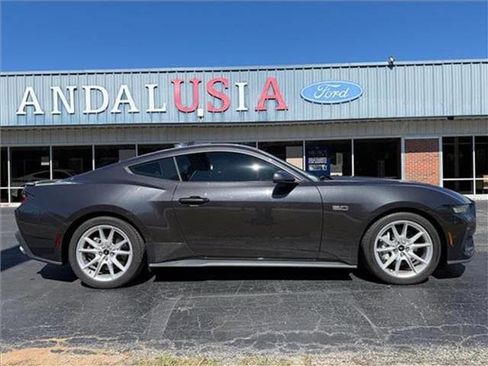 Used 2024 Ford Mustang GT Premium image 22