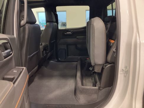 Used 2022 GMC Sierra 1500 AT4 w/ AT4 Premium Package image 28
