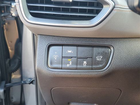 Used 2019 Hyundai Santa Fe Limited image 24