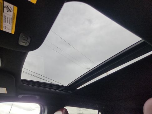 Used 2023 Ford Expedition Limited image 20