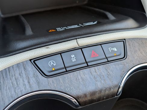 Used 2022 GMC Acadia Denali w/ Denali Ultimate Package image 26