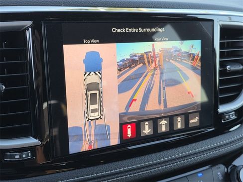 New 2026 Chrysler Pacifica Select image 17