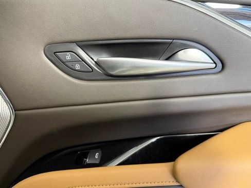 Certified 2024 Cadillac Escalade Sport w/ LPO, ONYX Package image 32