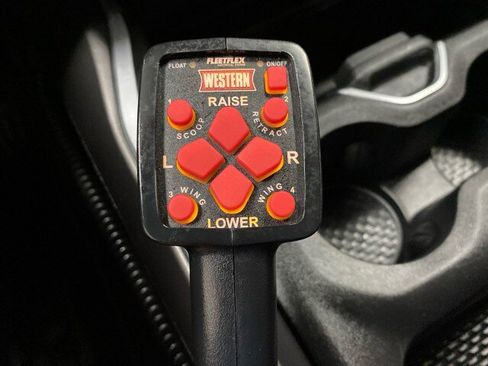 Used 2021 RAM 1500 Big Horn image 25