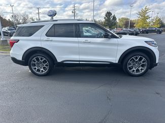 Certified 2025 Ford Explorer Platinum w/ Ultimate Package video 2