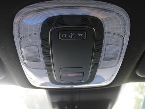 Used 2025 Hyundai Elantra Sport FWD image 48