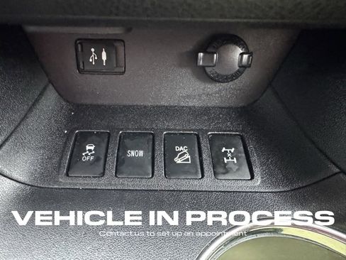 Used 2016 Toyota Highlander Limited Platinum image 24