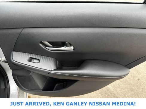 Used 2023 Nissan Sentra SV image 19