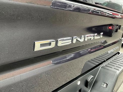 Used 2024 GMC Sierra 1500 Denali w/ Denali Reserve Package image 32