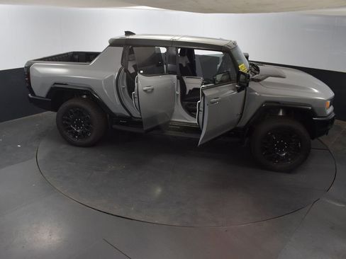 New 2025 GMC Hummer EV 2X image 57