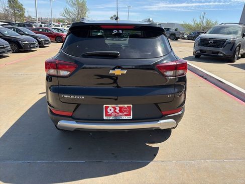 Used 2023 Chevrolet TrailBlazer LT w/ Convenience Package image 4
