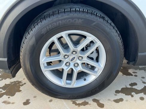 New 2026 Ford Explorer Active image 7