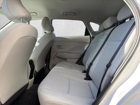 Used 2025 Hyundai Kona SEL FWD image 24
