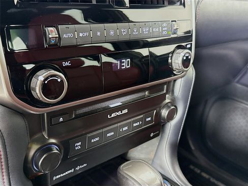 Used 2023 Lexus GX 460 Premium image 16