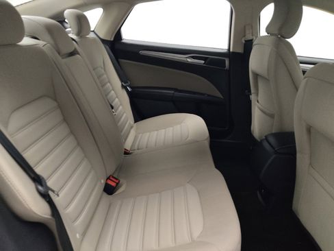 Used 2018 Ford Fusion S image 19