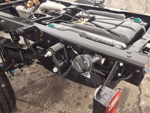 Used 2024 Ford F350 XL w/ Snow Plow Prep Package image 15