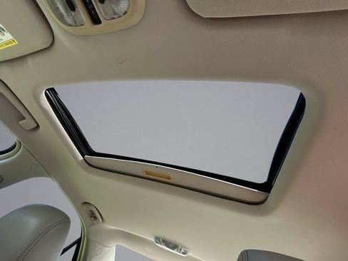 Used 2012 Ford Fusion SEL FWD image 25