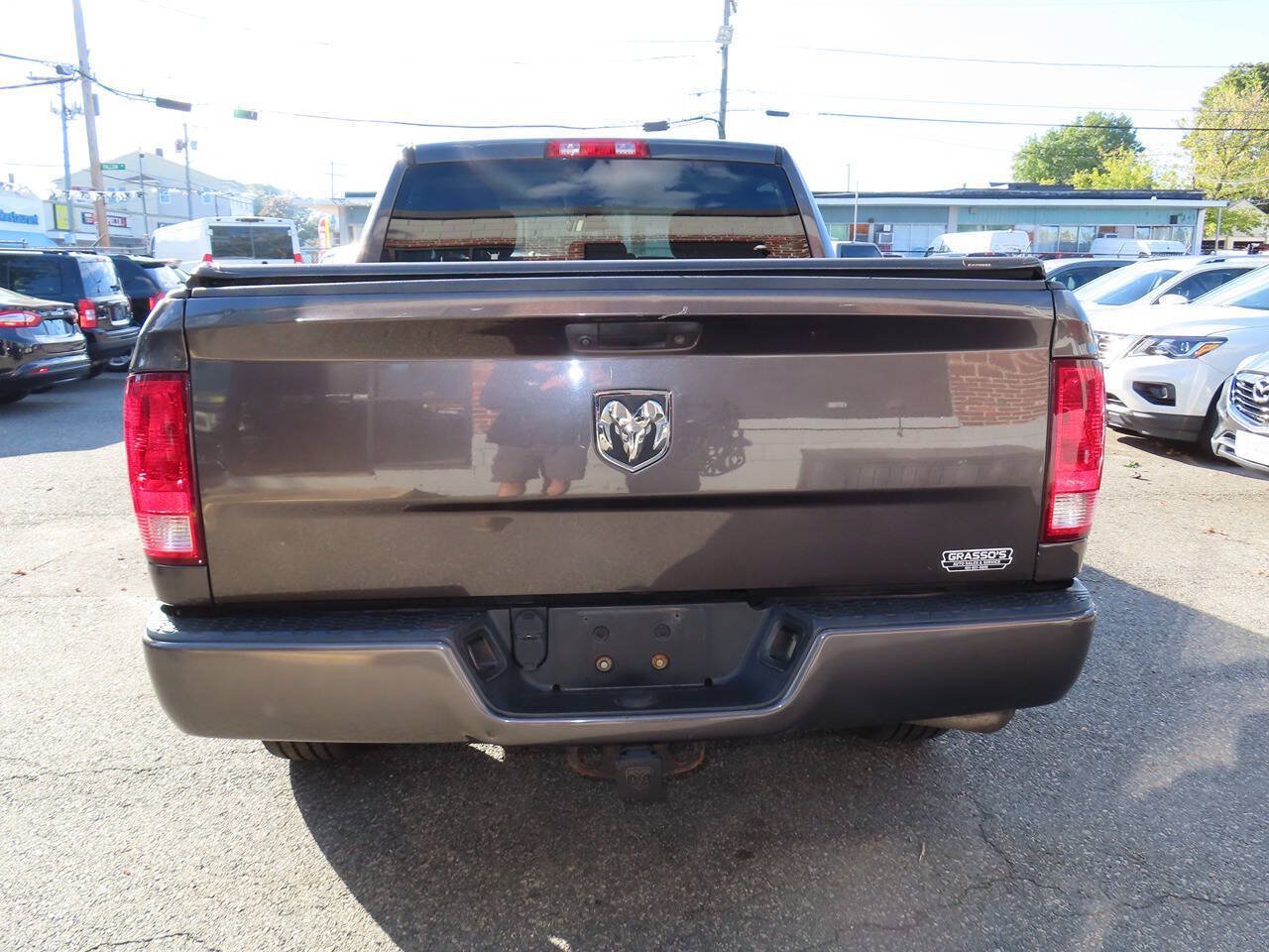 Used 2018 RAM 1500 Express w/ Express Value Package AWD/4WD image 8