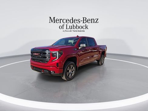 Used 2025 GMC Sierra 1500 AT4 w/ Technology Package AWD/4WD image 9