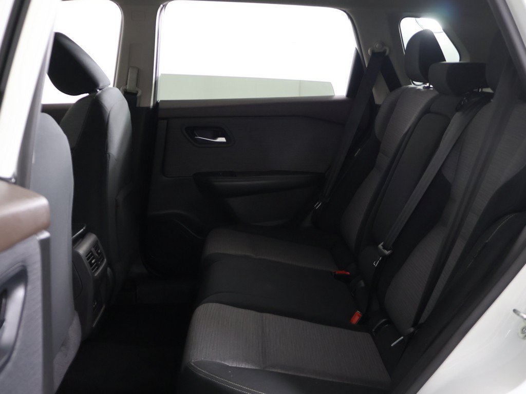 Used 2023 Nissan Rogue SV AWD/4WD image 26