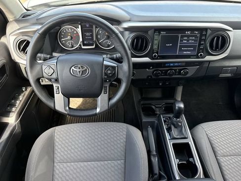 Used 2023 Toyota Tacoma SR5 RWD image 12