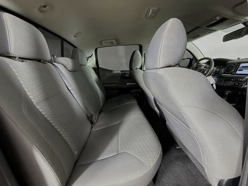 Used 2021 Toyota Tacoma SR5 image 33