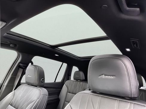New 2025 Buick Enclave Avenir w/ Super Cruise Package image 19