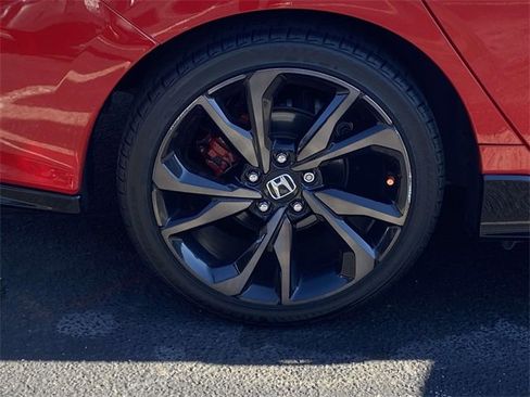 Used 2017 Honda Civic Sport image 9