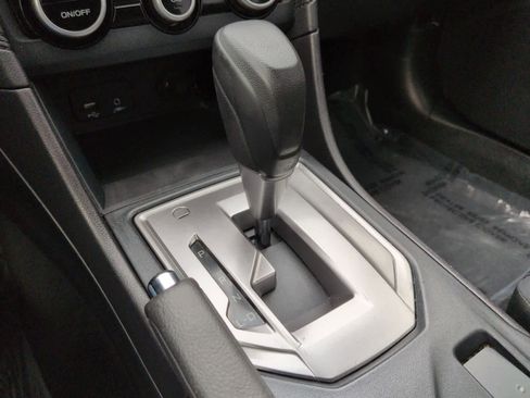 Certified 2023 Subaru Crosstrek 2.0i image 32