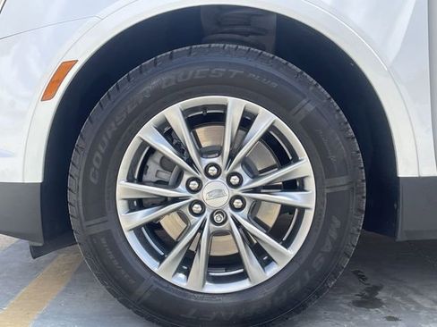 Used 2022 Cadillac XT5 Premium Luxury FWD image 34