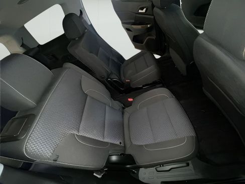 Used 2023 GMC Acadia SLE w/ Driver Convenience Package FWD image 13