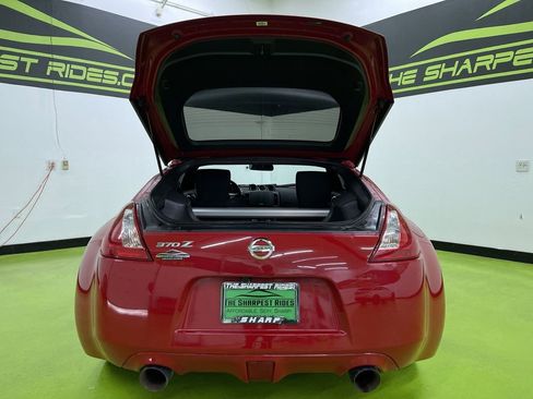 Used 2016 Nissan 370Z Coupe image 9
