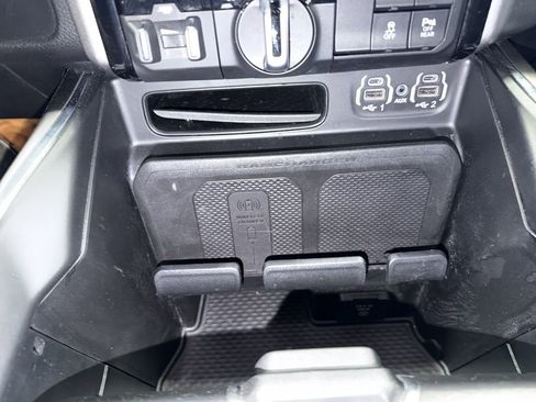 Used 2024 RAM 1500 Laramie image 33