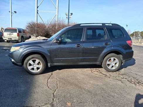 Used 2013 Subaru Forester 2.5X AWD/4WD image 4
