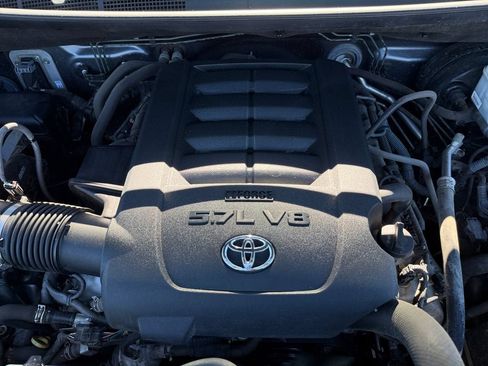 Used 2015 Toyota Tundra SR5 w/ TRD Off Road Package AWD/4WD image 30