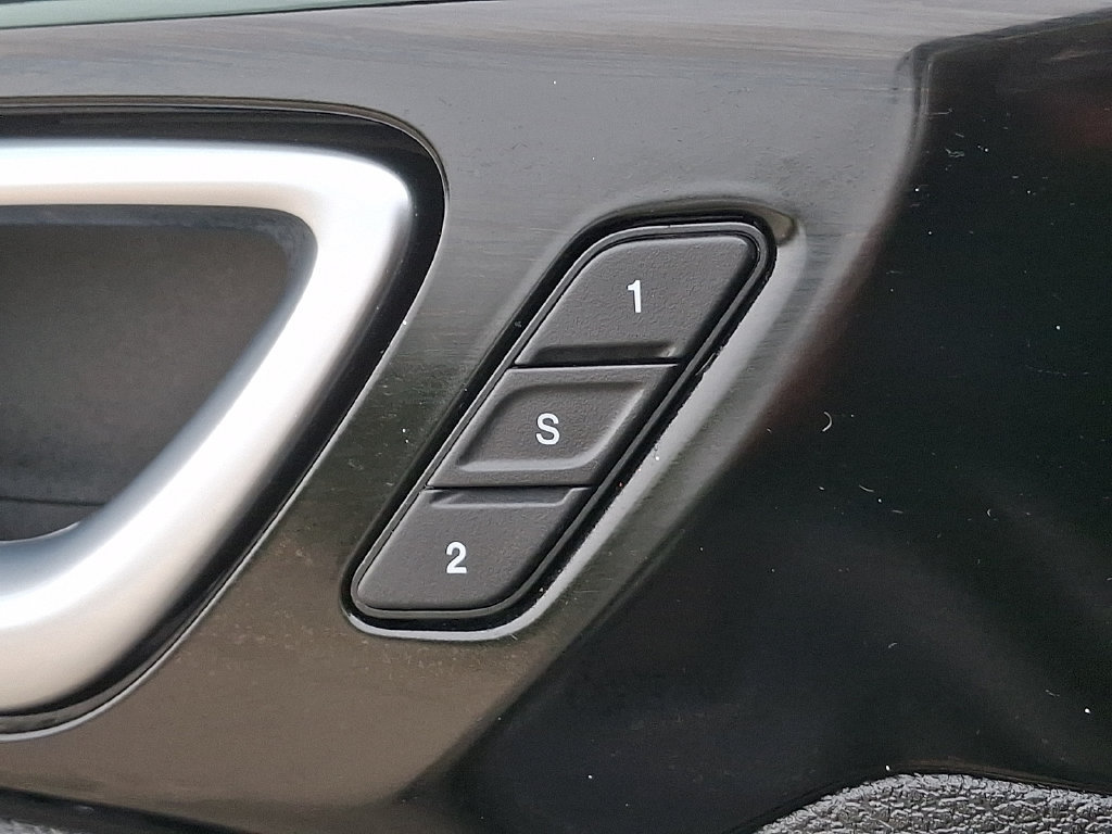 Used 2023 Jeep Compass High Altitude AWD/4WD image 29