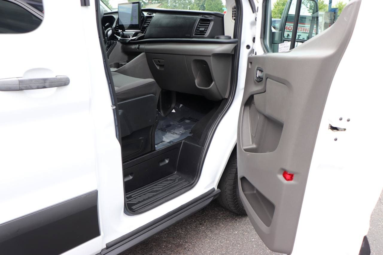Used 2024 Ford Transit 350 XLT RWD image 14
