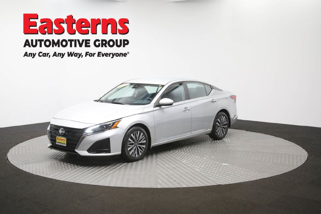Used 2023 Nissan Altima 2.5 SV FWD image 58