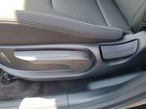 New 2026 Kia Sportage LX image 7