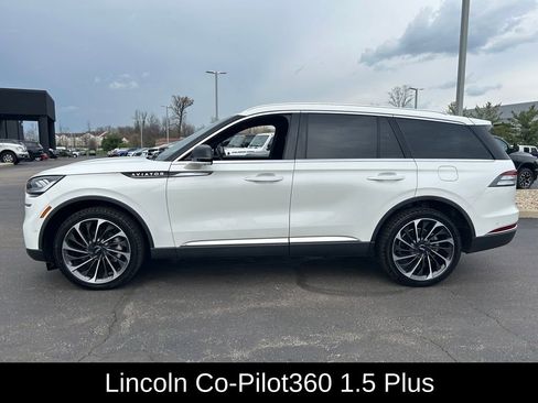 Used 2023 Lincoln Aviator Reserve w/ Equipment Group 201A AWD/4WD image 4