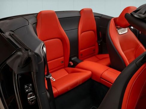 Used 2022 Mercedes-Benz SL 63 AMG 4MATIC image 26