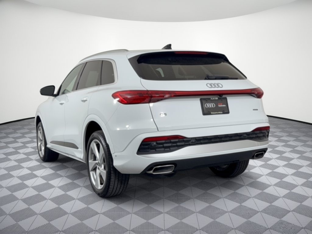 Certified 2026 Audi Q5 Premium AWD/4WD image 3