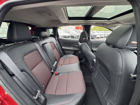 New 2026 Nissan Kicks SR w/ SR Premium Package AWD/4WD image 18